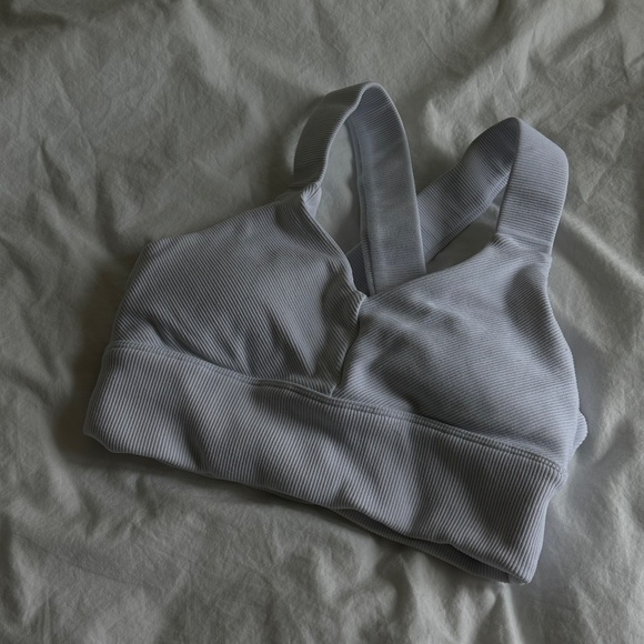 Alo Yoga Emulate Bra size XS white - Picture 3 of 5
